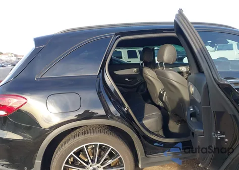 2022 Mercedes-Benz Glc 300 Suv from USA, damaged, VIN W1N0G8DB1NG040729